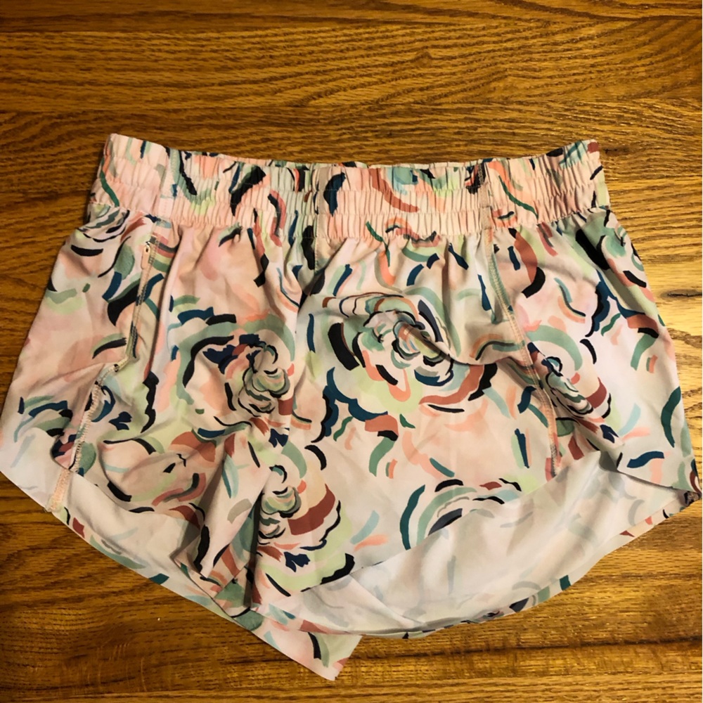Athleta running shorts size small